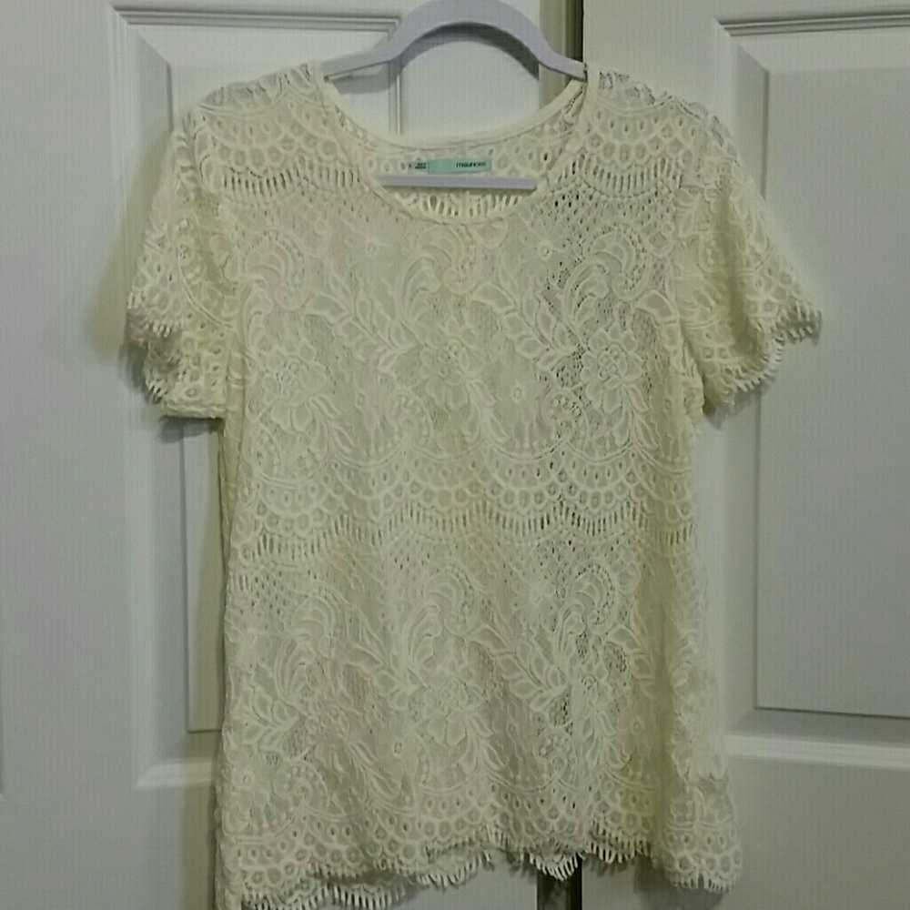 Women's lace top